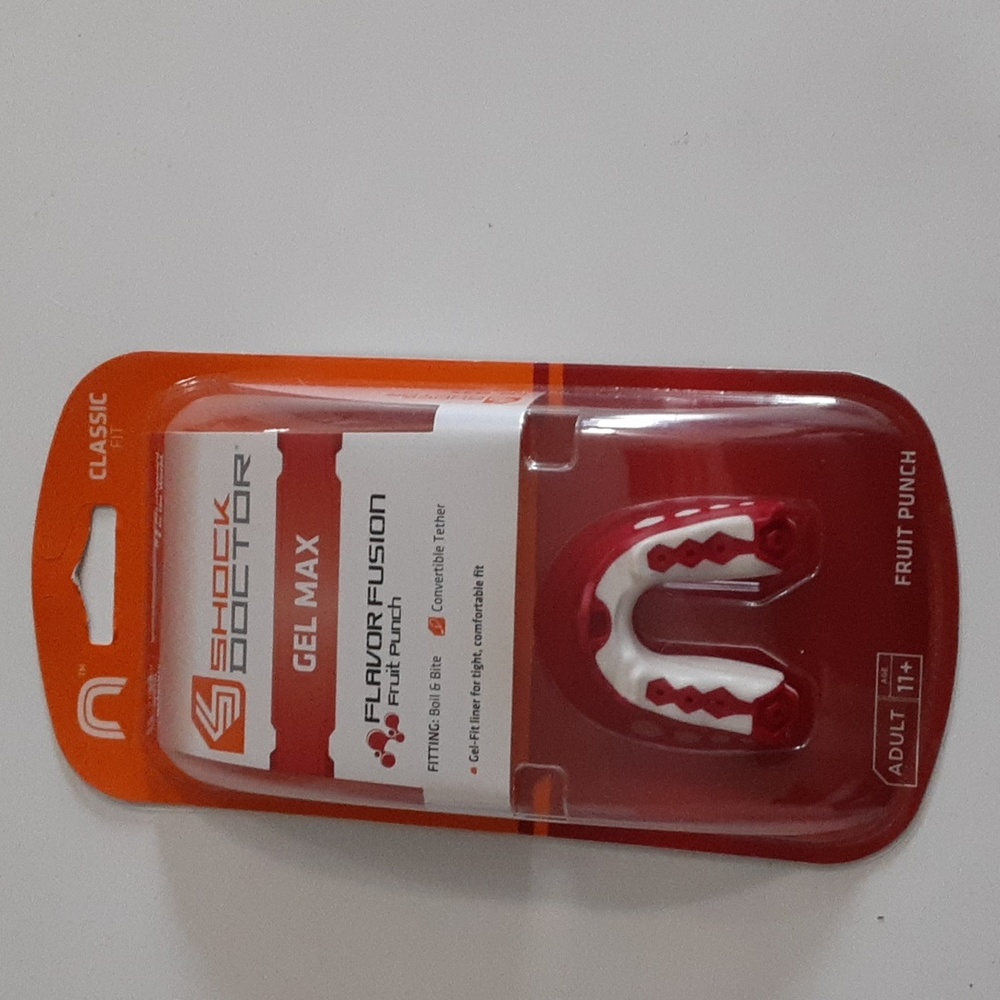 😎😎 Shock Doctor gel Max mouth guard add to bundle for $5